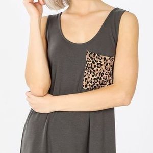 Leopard pocket tank top